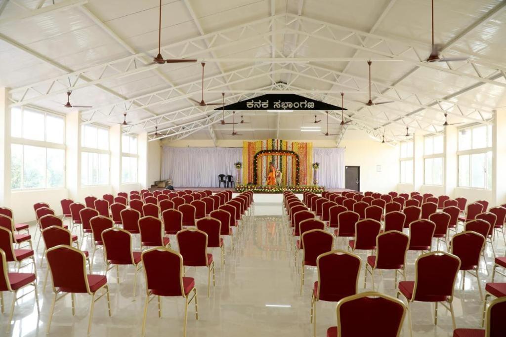 Fortune Village Hotel Kundapura Buitenkant foto