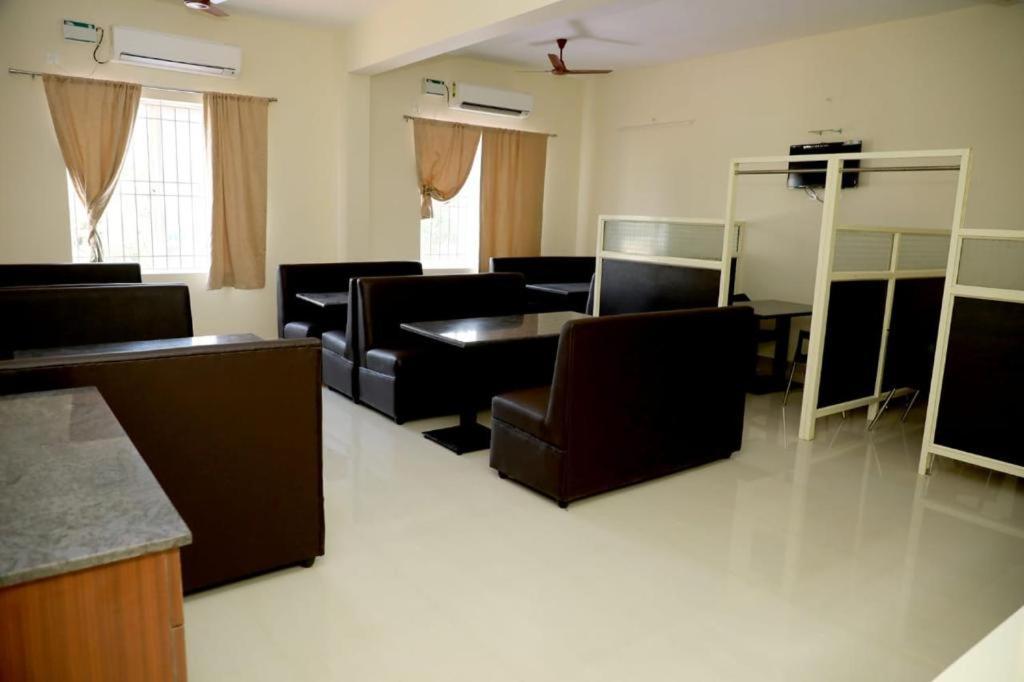 Fortune Village Hotel Kundapura Buitenkant foto