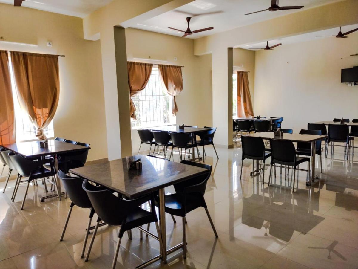 Fortune Village Hotel Kundapura Buitenkant foto