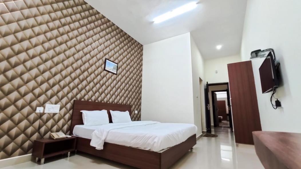 Fortune Village Hotel Kundapura Buitenkant foto